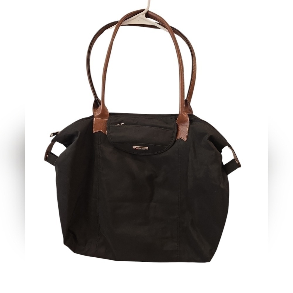 DELSEY ON THE GO SHOULDER BAG. FOLDABLE. BLACK.